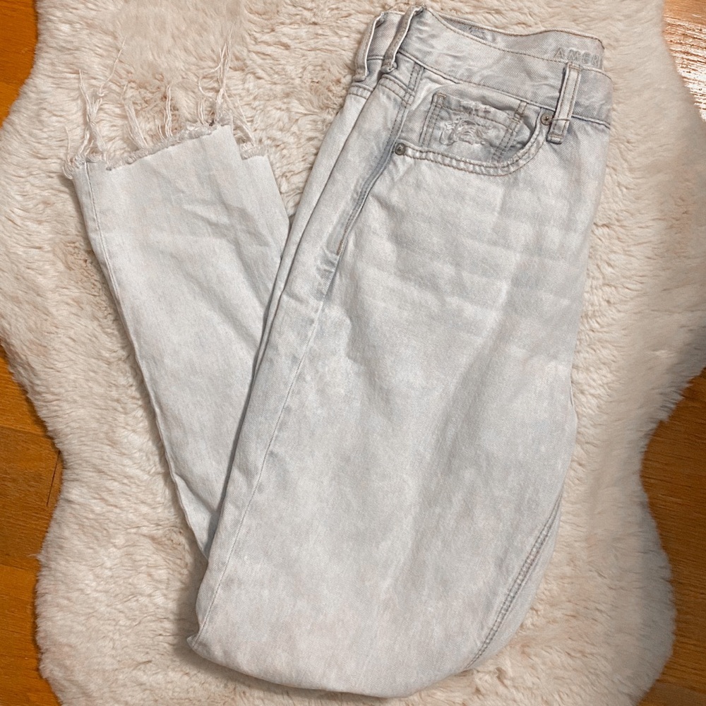 American Eagle Light Blue Jeans